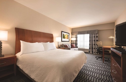 North Canton Hotel | Hilton Garden Inn Akron Canton Airport