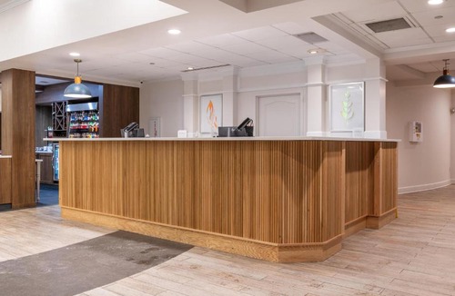 Auburn Hotel | Hilton Garden Inn Auburn Riverwatch