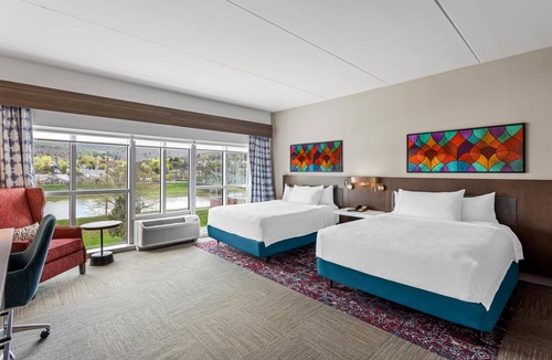 Gaffer District Hotel | Hilton Garden Inn Corning Downtown
