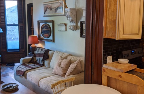 Utica House | Historic Building/Downtown Utica walk to Genesee Street 3