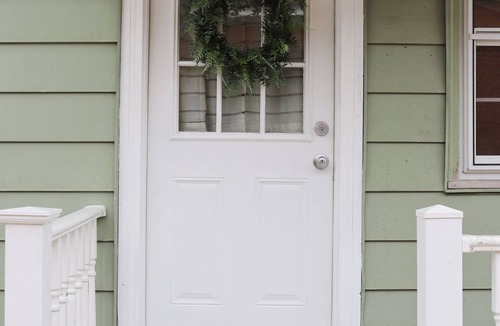Clarence Apartment | Historic Clarence Hollow Apartment