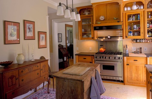 Ithaca House | Historic Home on the Cayuga Lake Wine Trail, close to Cornell and downtown