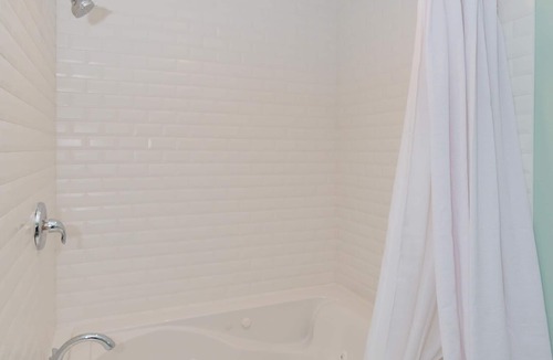 Broadalbin Hotel | Historic Hotel Broadalbin