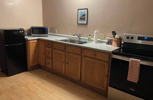 Munjoy Hill Apartment | Historic Munjoy Hill apartment, just 3 blocks from the ocean & pet-friendly!