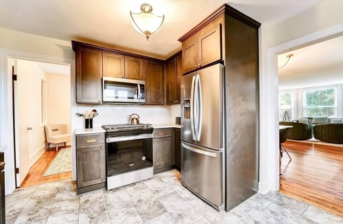 Front Park Apartment | Historic West Village Getaway in Downtown Buffalo!