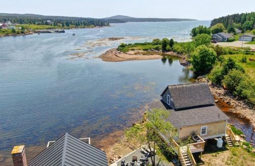 Winter Harbor House | Historic Winter Harbor Cottage w/Waterfront Views