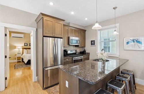 West End Condo | Historical & dog-friendly West End condo with parking - walk to all of Portland