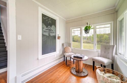 Cambridge Springs House | Historical Magnesia Springs Home, Near Kayaking!