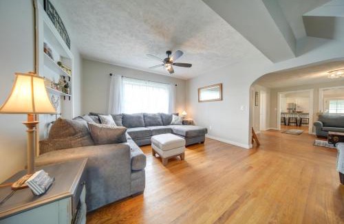 Cambridge Springs House | Historical Magnesia Springs Home, Near Kayaking!