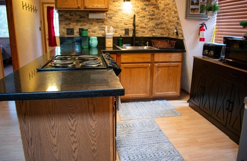 Meadow View Heights Cabin | Holiday Getaway at the Cabin