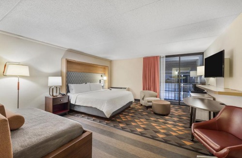 Auburn Hotel | Holiday Inn Auburn-Finger Lakes Region by IHG