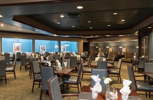 Independence Hotel | Holiday Inn Cleveland - South Independence by IHG