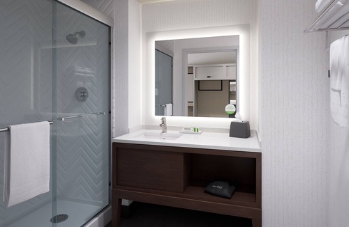 Erie Hotel | Holiday Inn Erie by IHG