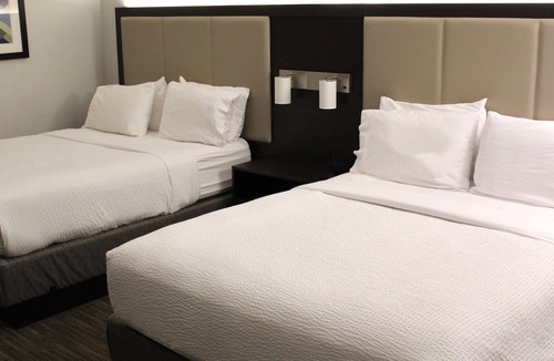 Lockport Hotel | Holiday Inn Express Amherst - Lockport by IHG