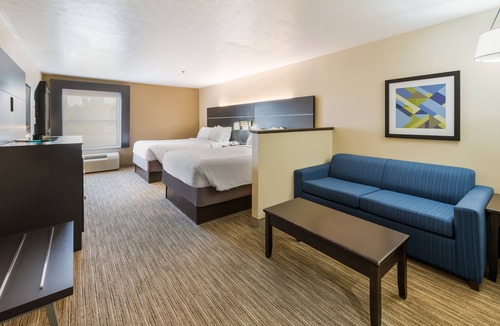 London Hotel | Holiday Inn Express London by IHG