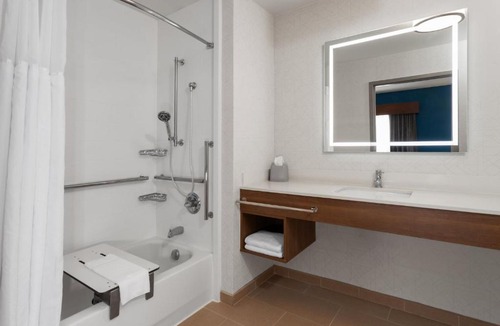 Olean Hotel | Holiday Inn Express Olean by IHG