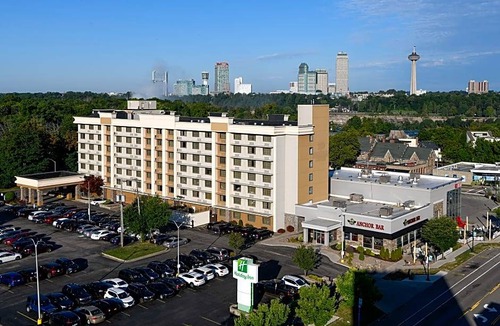 Downtown Niagara Falls Hotel | Holiday Inn Niagara Falls Scenic Downtown, an IHG Hotel