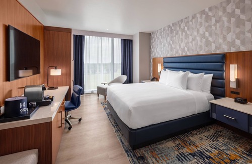 Hilltop Hotel | Hollywood Casino & Hotel Columbus