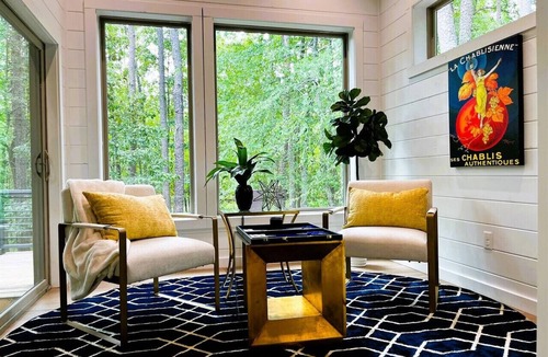 Pickens Cabin | HollywoodRegency|1Bd on Resort with Pool|Clubhouse