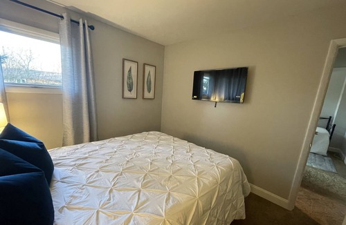 Lancaster House | Home Away From Home with private yard