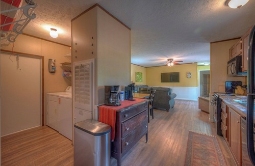 Murphy House | "Home Base" - 2 Bed/2 Bath Pet Friendly Summer Vacation Availability