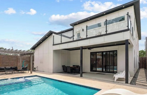 West Dallas House | Home in Dallas/Trinity Groves