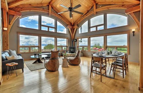 Kachemak House | Home w/Kachemak Bay View - 5 Miles to Downtown!