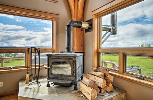 Kachemak House | Home w/Kachemak Bay View - 5 Miles to Downtown!