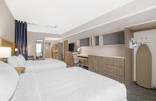Queensbury Hotel | Home2 Suites by Hilton Queensbury Lake George