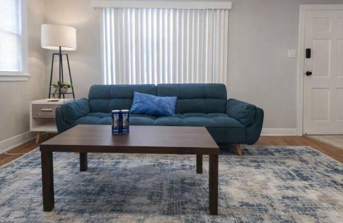 Kenmore House | Homely Buffalo Haven, King Beds