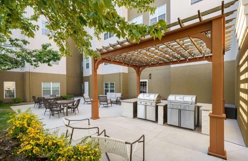 Erie Hotel | Homewood Suites by Hilton Erie