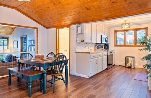 Honeoye Cottage | Honeoye Cottage | 50' Lakefront | Dock | FLX