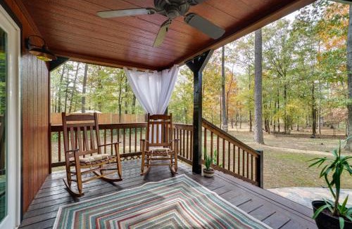 Broken Bow House | Hook, Line, & Sinker Retreat: Fire Pit, Grill!