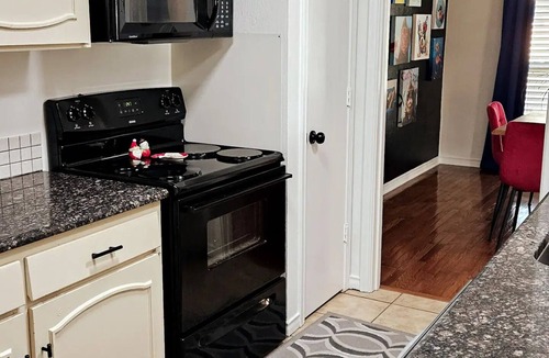 Northwest Dallas House | Hopetown Oasis
