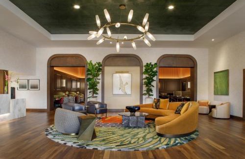 Northeast Dallas Hotel | Hotel Mockingbird, Dallas, a Tribute Portfolio Hotel