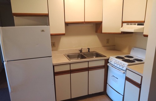 Altoona Apartment | Hotel Stays & Apartment Rentals