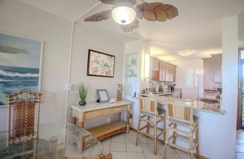 Kihei Condo | Hotel-zoned OCEAN FRONT GROUND FLOOR! Menehune Shores 121