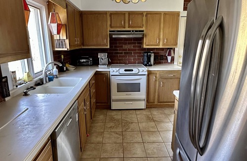 Mayville House | HOUSE WITH POOL, WALK TO TOWN OR CHAUTAUQUA LAKE, NEAR CHAUTAUQUA INSTITUTION !
