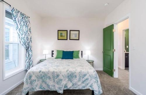 West Columbus House | Housepitality - The Mint Julep House
