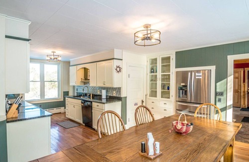 Buckfield House | Huge Farmhouse Estate on South Pond with Extreme Privacy: Host Weddings