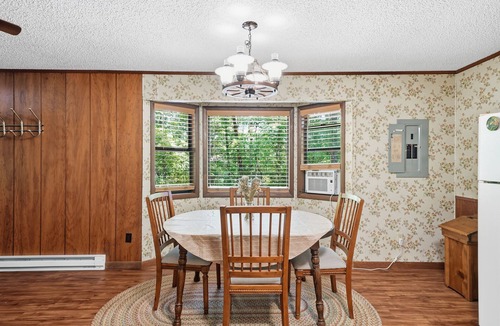 Murphy House | 'Hummingbird Hideout'