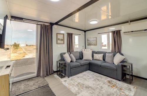 Nowata House | Hunt, Fish & Explore! Tiny Home Near Oologah WMA