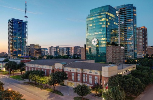 Uptown Hotel | Hyatt House Dallas Uptown