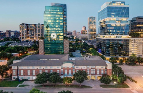 Uptown Hotel | Hyatt House Dallas Uptown