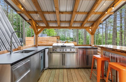 Oxford Cabin | Incredible Design A-Frame with Fully Equipped Deck in Maine