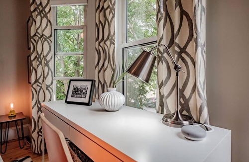East End Apartment | Industrial Farmhouse Chic in Portland`s Most Desirable Neighborhood