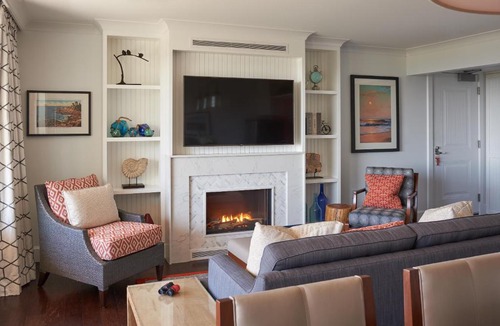 Cape Elizabeth Hotel | Inn By the Sea