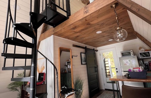 Seymour Cabin | Intimate A-frame with hot tub and outdoor shower tucked in the woods