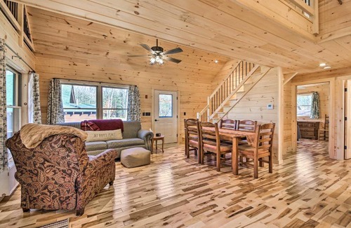 Weld House | Inviting Webb Lake Cabin w/Mountain Views