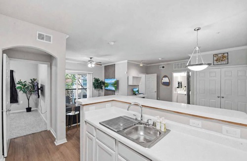 Dallas Apartment | Inwoods Park by Stylish Stays